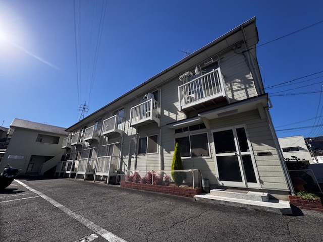 クリーンハウスコーポA棟　駐車場付き。